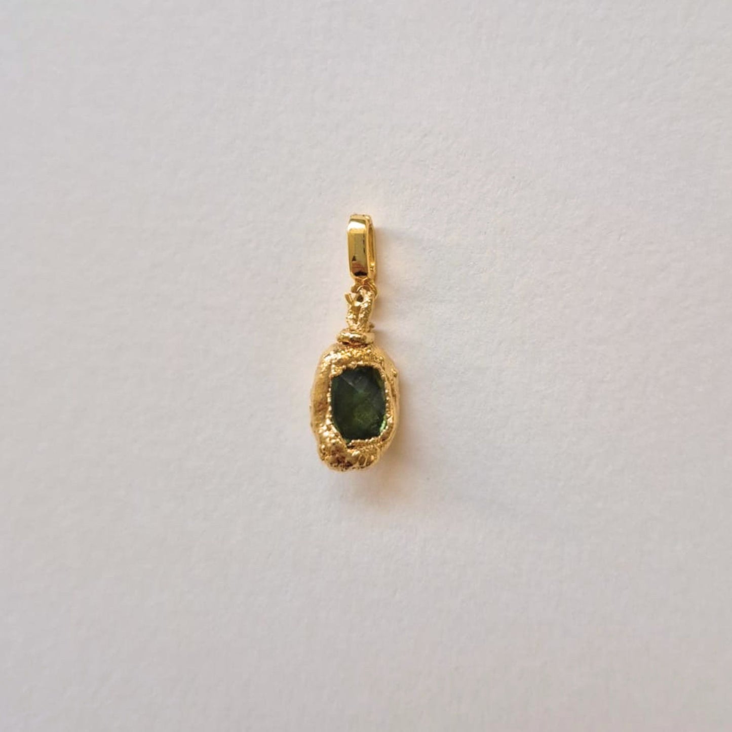 Amulet N5 PERIDOT